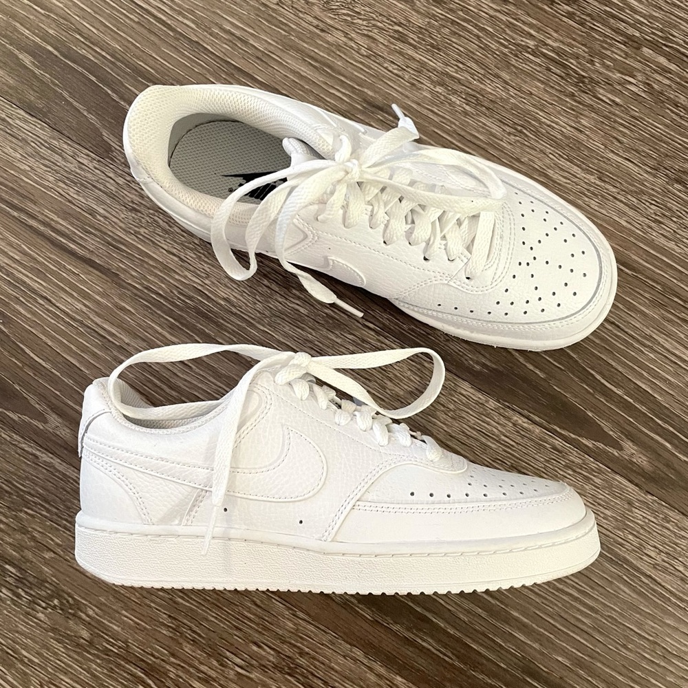 Nike Court Vision Low Sneaker